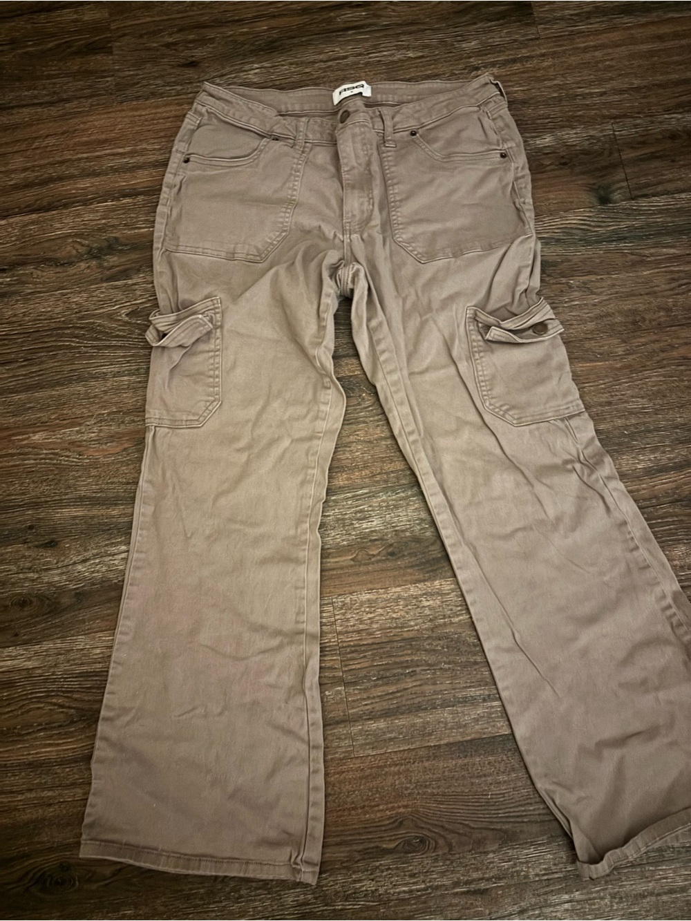 Women's Flared Cargo Jeans in Taupe by